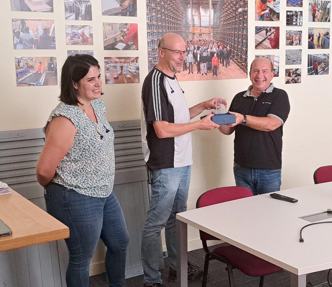 Fin de projet et remise de trophée de la Performance au sein de la société SOTHOFERM, fabricant de référence de systèmes de fermeture (volets, brises -soleil, portes, portes de garage, portails, clôtures et persiennes)