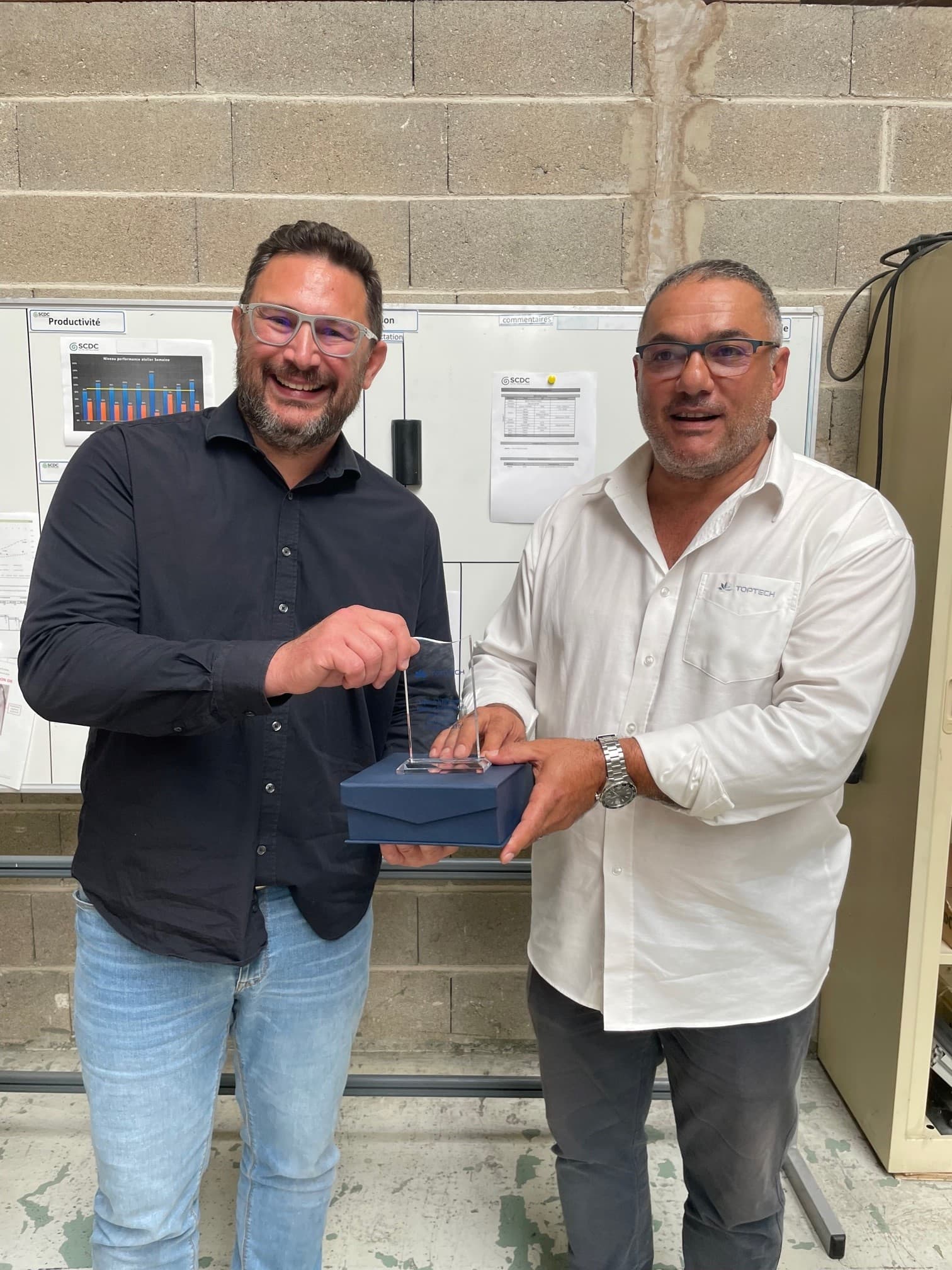 Remise de trophée à l'équipe Sofeval